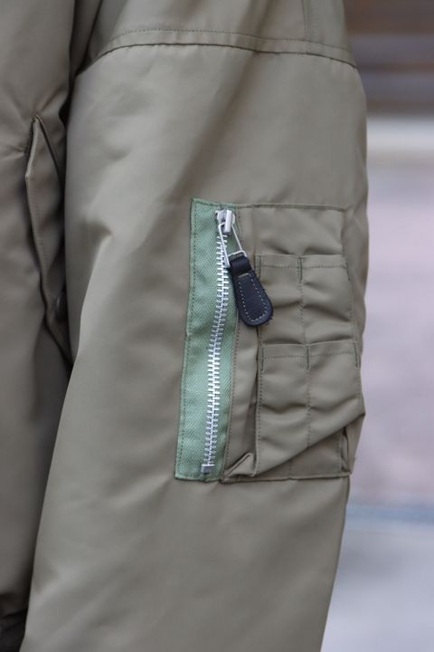 doublet VEGETABLE DYED MA-1(22SS13BL132) style.2022.1.15