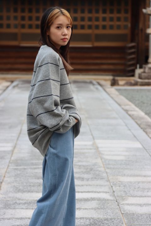 UNIVERSAL PRODUCTS MERINO WOOL BORDER CREW NECK KNIT style.2022.9.11