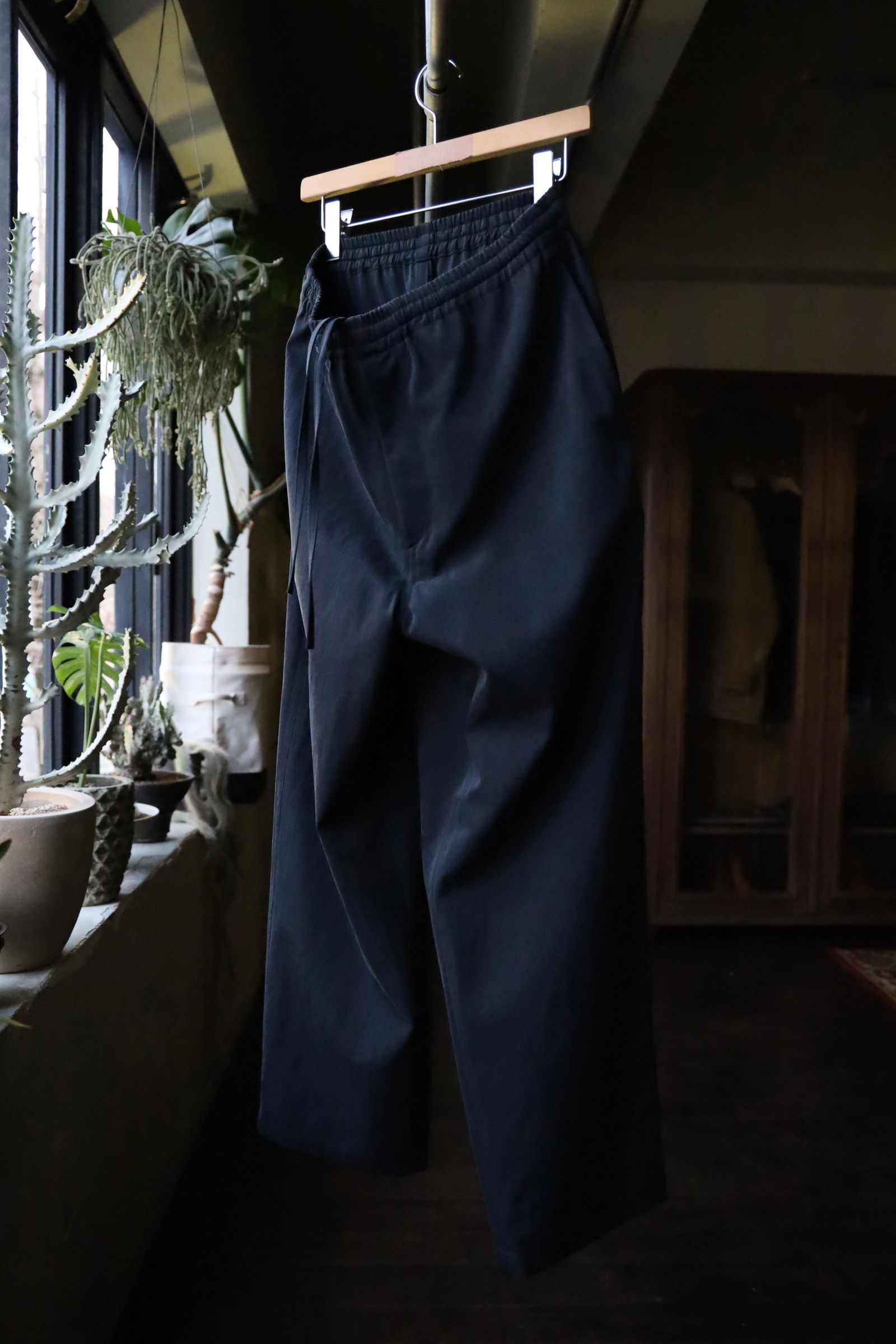 アプレッセ Silk Pants(25SAP-04-23H)NAVY☆1月11日(土)発売！