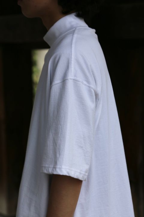 Graphpaper S/S Mock Neck Tee(GU212-70056B) style. 2021.06.07.