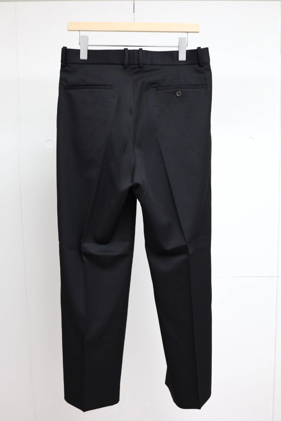 マーカウェア 26AW DOUBLE PLEATED STRAIGHT TROUSERS(A26C02PT01C)BLACK☆新作発売！