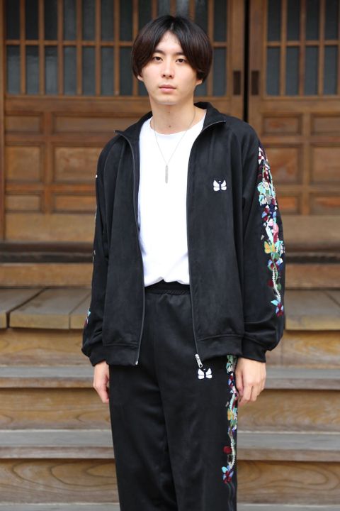doublet CHAOS EMBROIDERY SUEDE TRACK JACKET"BLACK"style.2020.8.8.