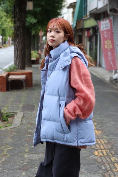 イズネス22AW DOWN VEST is-ness×Yeti (IS-YETIVS01)BLUE GRAYスタイル