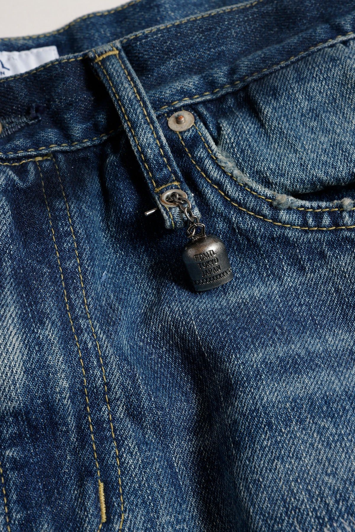 ファンダメンタル デニムパンツ CLASSIC FIT DENIM CS130 (FA25MG130)INDIGO