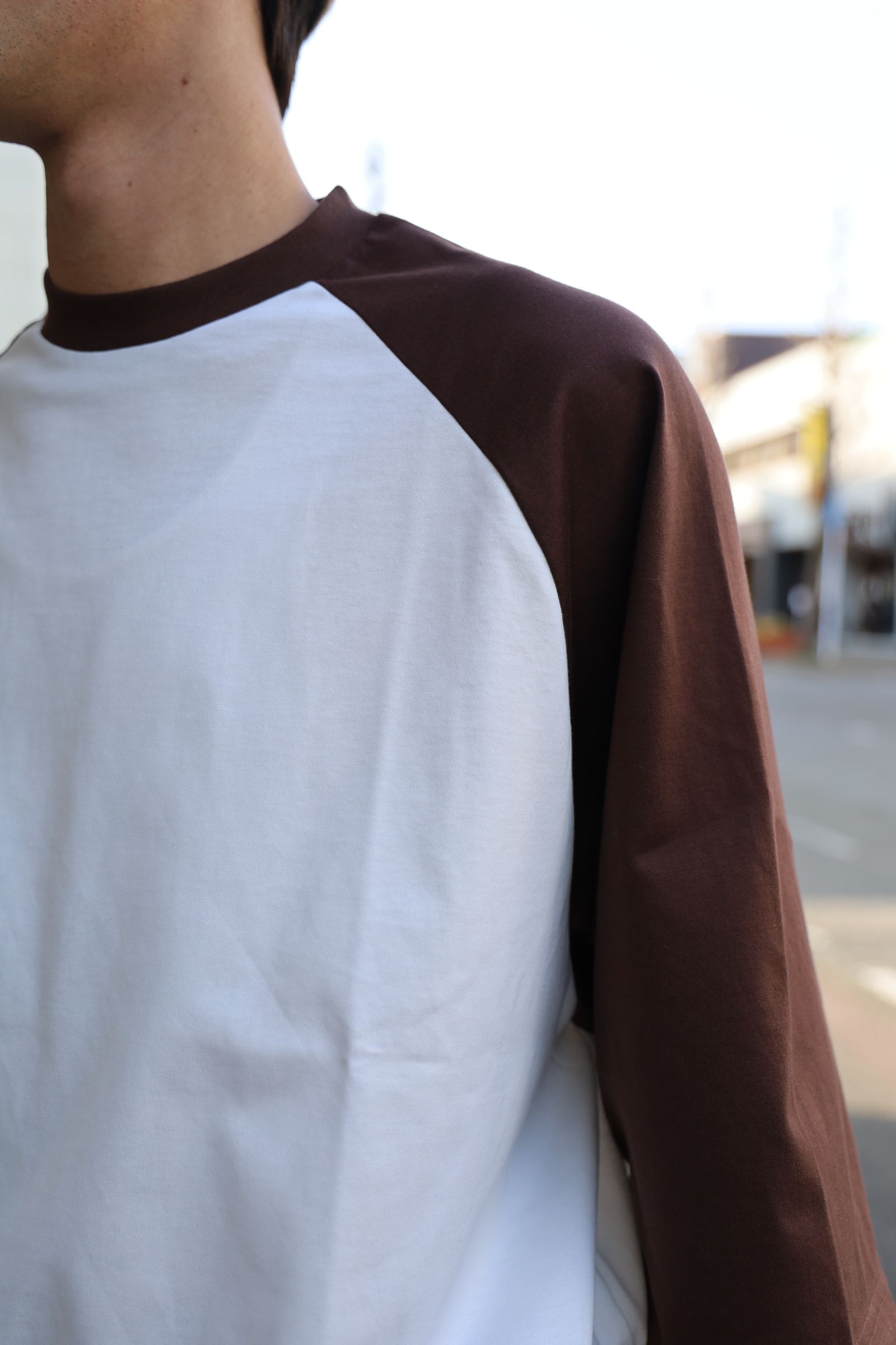 イズネス BALLOON RAGLAN SLEEVE T-SHIRT 新作発売！