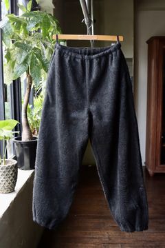 blurhms ブラームスPe/Silk Fleece Track Pants(BHS24F030F25)HEATHER BLACK☆新作発売！