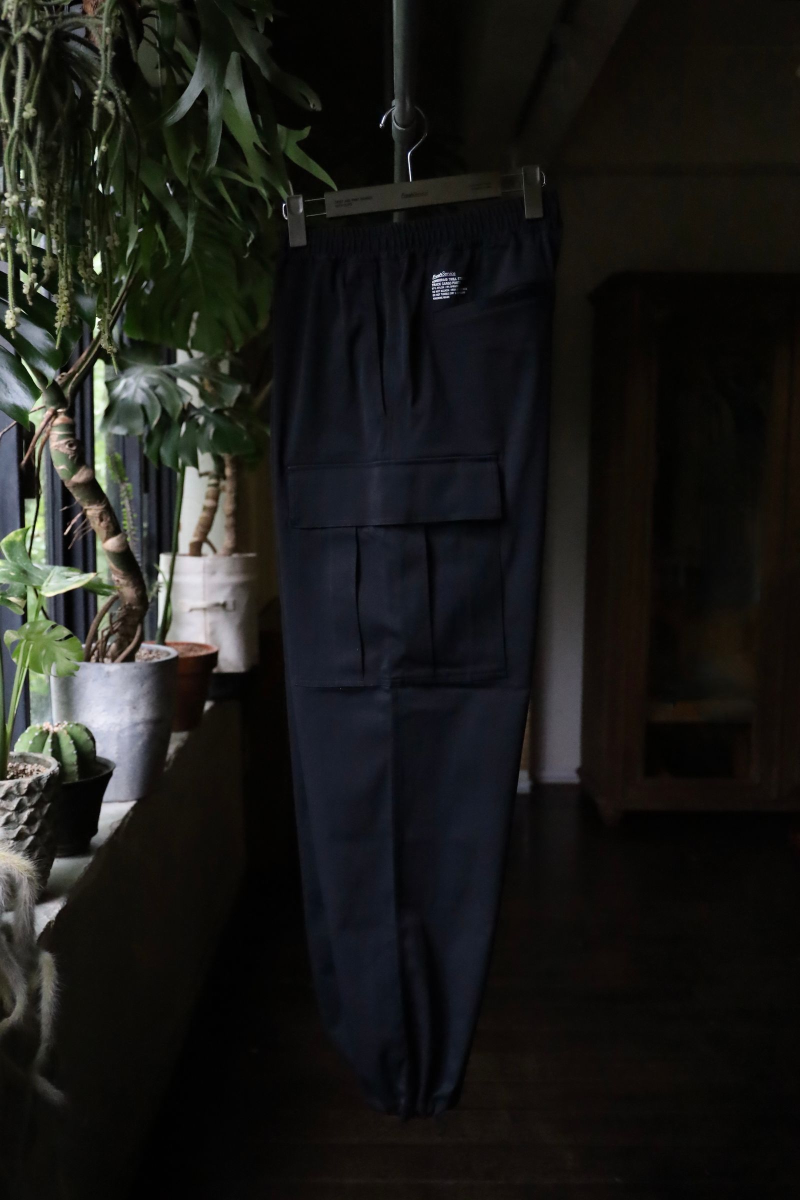 FreshService - フレッシュサービスCORDURA TWILL STRETCH TRACK CARGO PANTS(FSC243-40181)BLACK  | mark