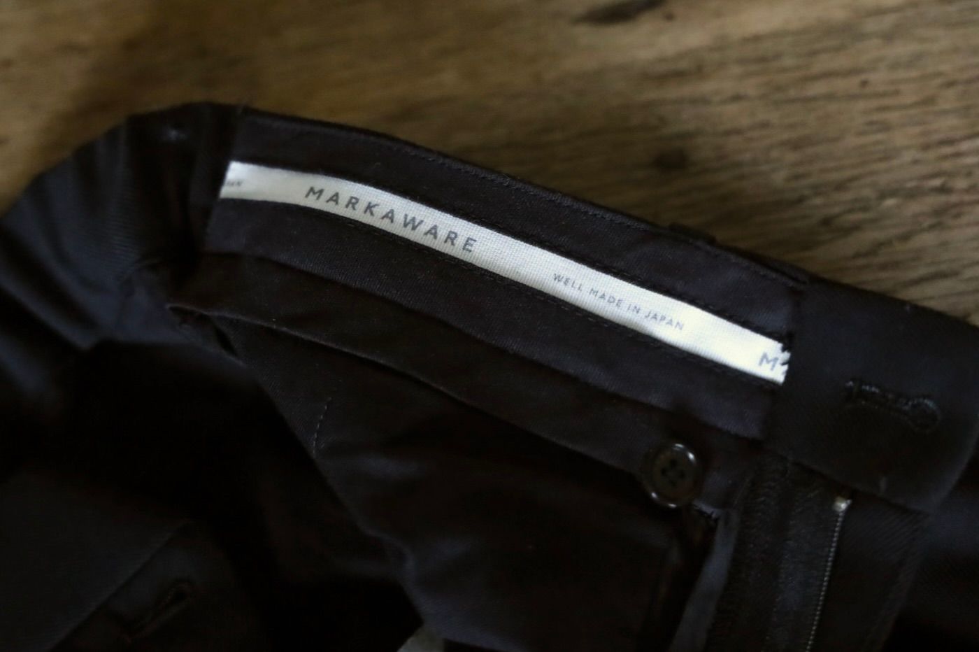 MARKAWARE Organic Wool Survival Cloth® Triple Pleated Wide Trousers(A25C06PT02C)BLACK☆新作発売！