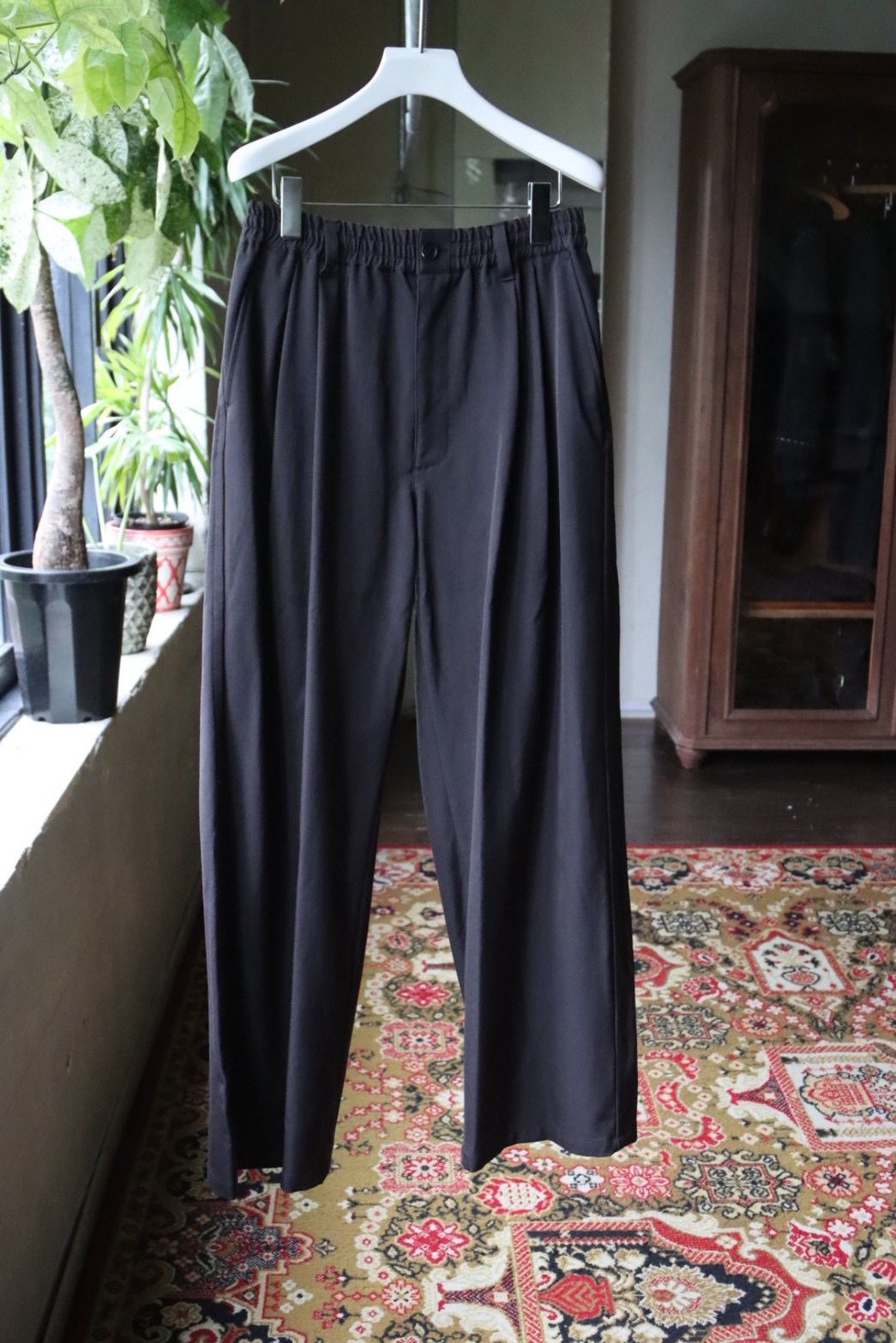 ヨーク 25FW パンツ Wool Washer Twill 2pleated Wide-leg Easy Trousers(YK25FW01054P)BLACK