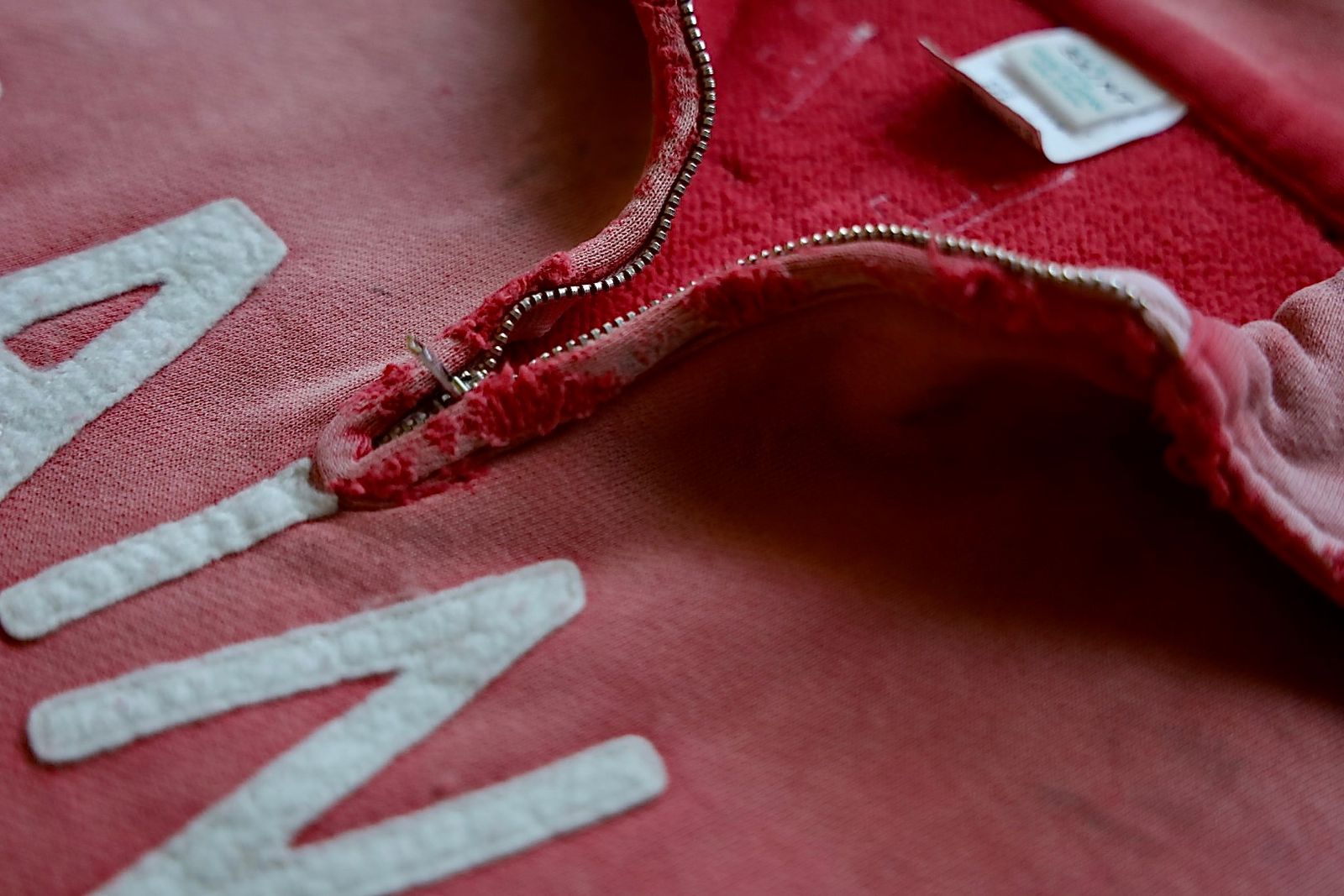 セントマイケル 26SS SAINT HALF ZIP SWEAT(SM-MK8-0000-053)RED☆4月11日(土)発売！