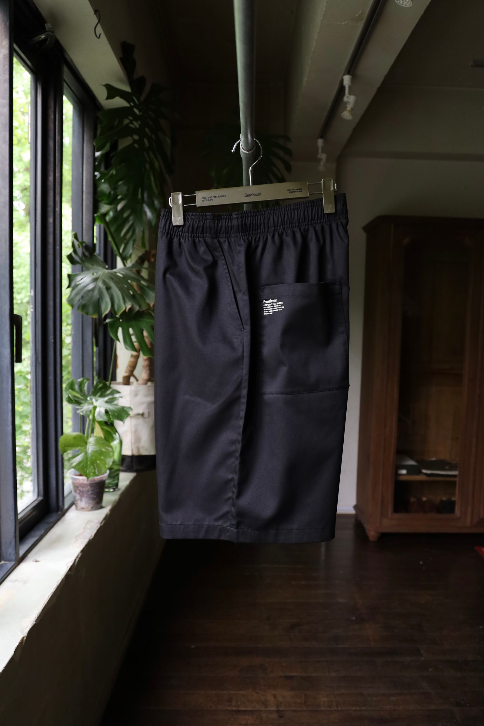 フレッシュサービス CORPORATE EASY SHORTS(BLACK)