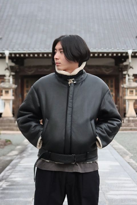 YOKE DETACHABLE COLLAR BOMBER JACKET style.2021.10.17.