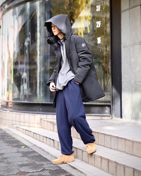 CANADA GOOSE カナダグース 新作Chateau Parka BLACK LABELスタイル