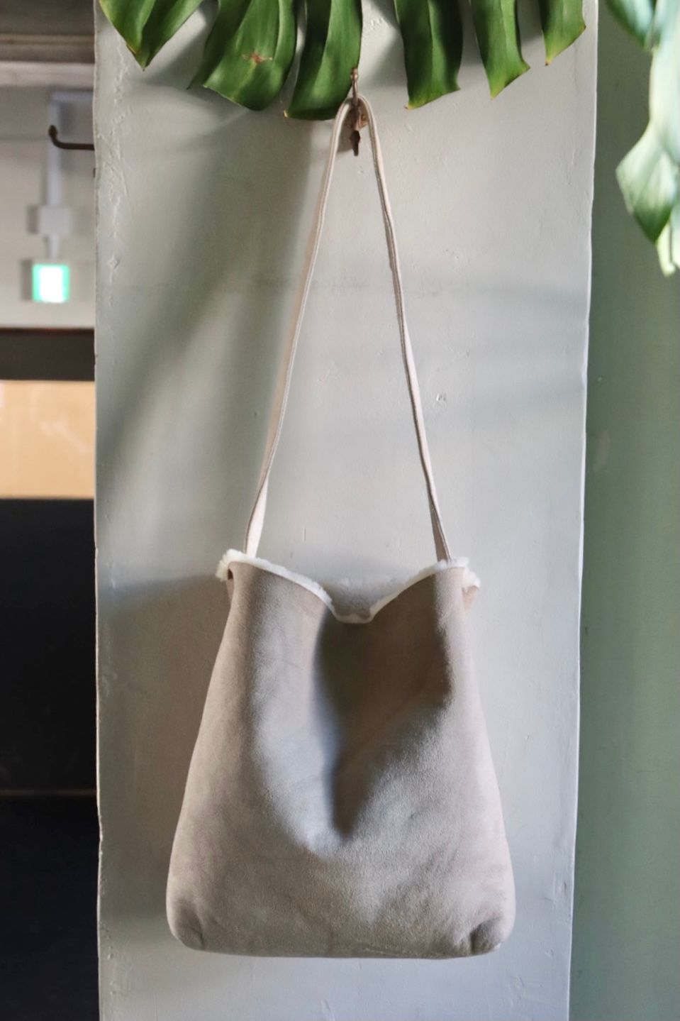 ヨーク22AW REVERSIBLE MOUTON BAG(YK22AW0400A)BEIGE※10月1日(土)発売