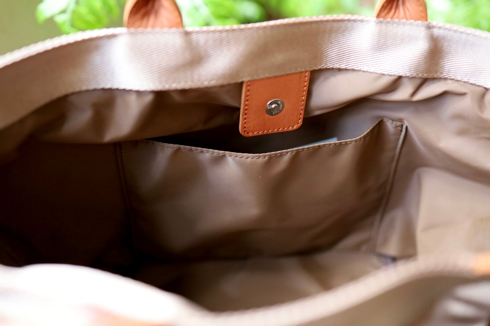 エンダースキーマ バッグ 2tuck tote M(yv-b-2tm)beige/brown☆7月11日(土)発売！