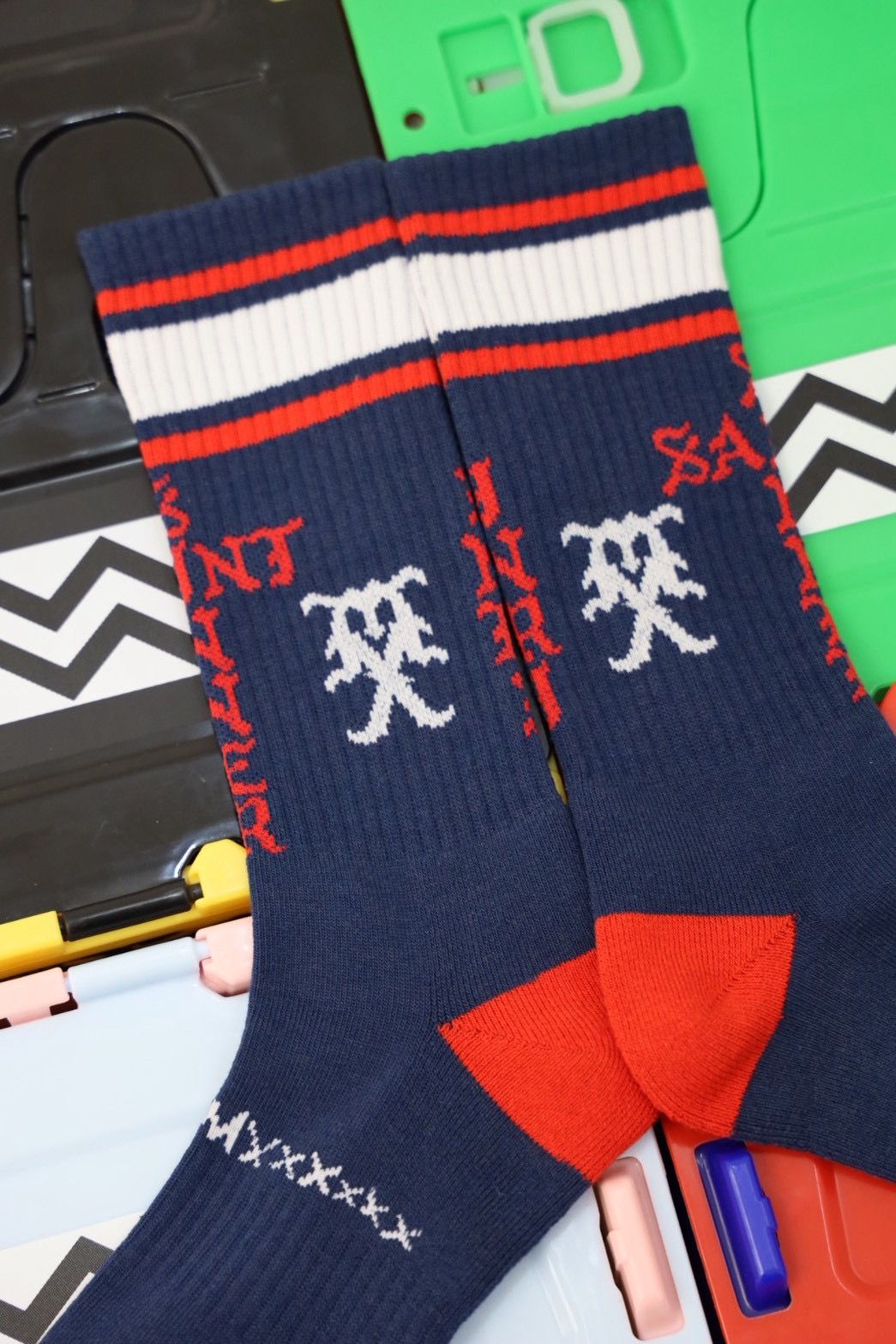 セントマイケル SINNER SOCKS (SM-HR1-0000-114)BLUE/RED★10月11日(土)発売！