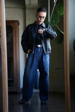 Graphpaper Selvage Denim Two Tuck Pants"DARK FADE"スタイル