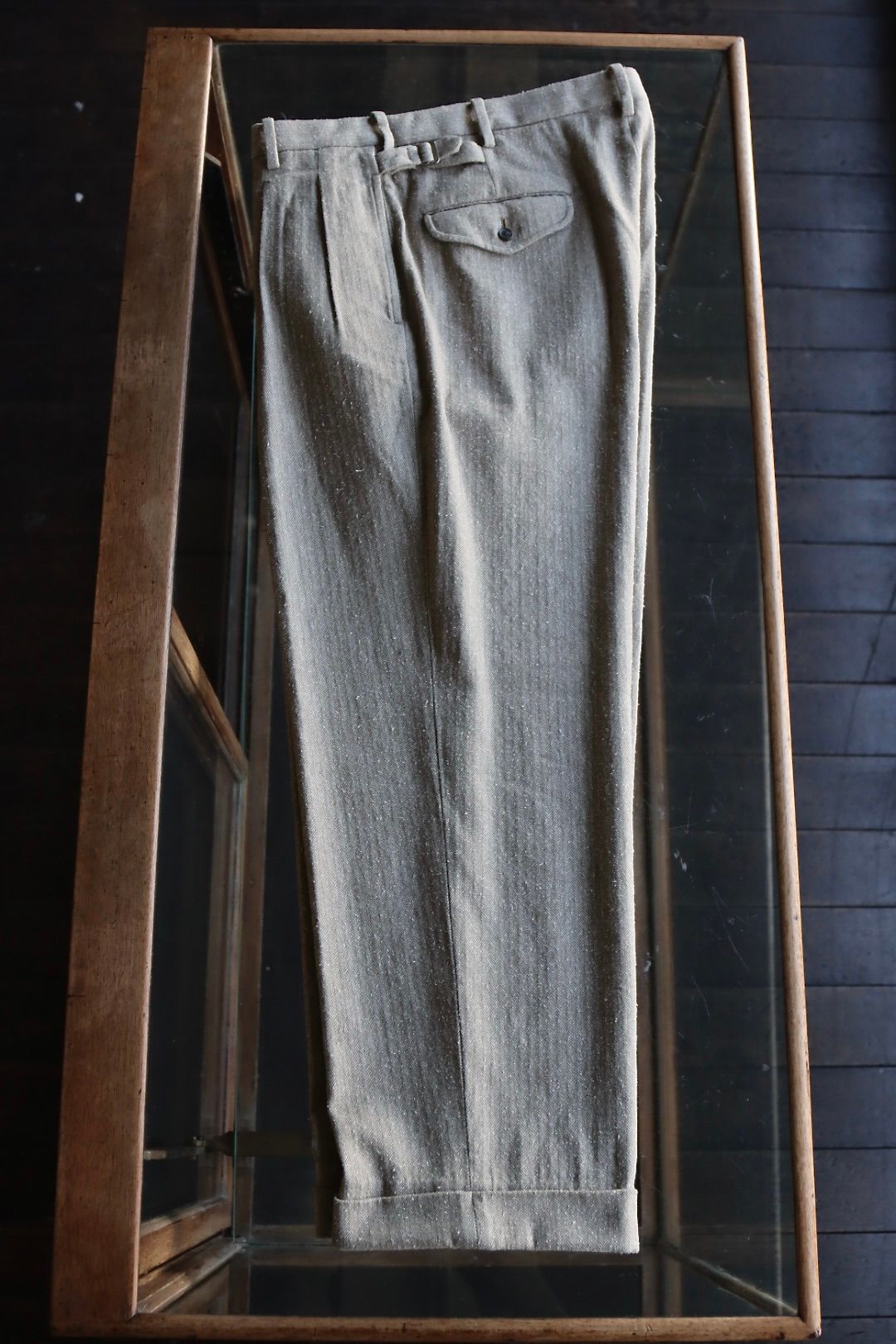 a.presse Herringbone Trousers - スラックス