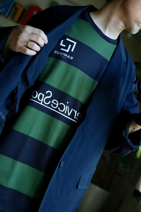 FreshService × HOUYHNHNM “EDITOR’S JACKET” & “EDITOR’S TROUSERS”NAVYスタイル