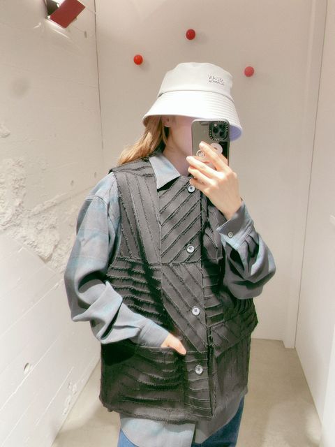 YOKE 新作BONDING OPAL WORK VEST style.2024.2.22