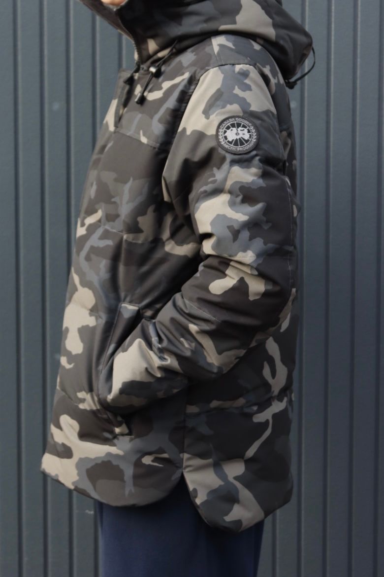 CANADA GOOSE MACMILLAN PARKA BLACK LABEL PRINT style.2022.12.3