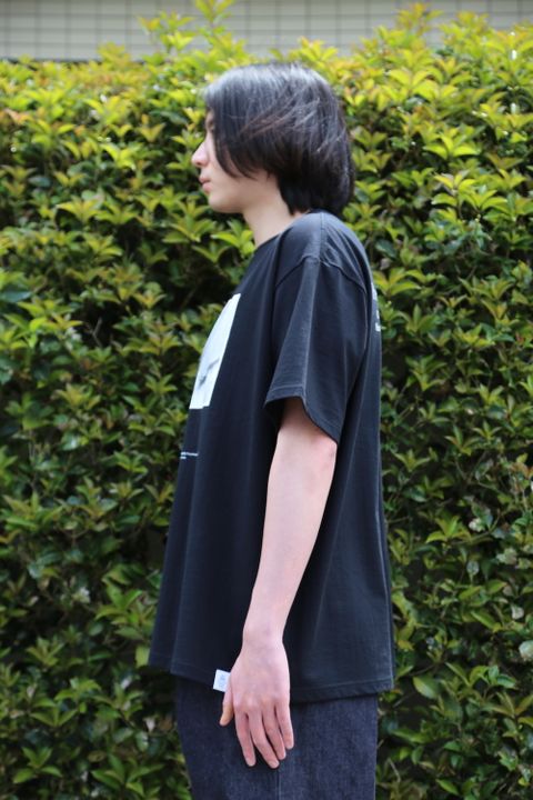 Graphpaper POET MEETS DUBWISE for Graphpaper Oversized Tee “WORDS AND SILENCE” style.2021.4.17.