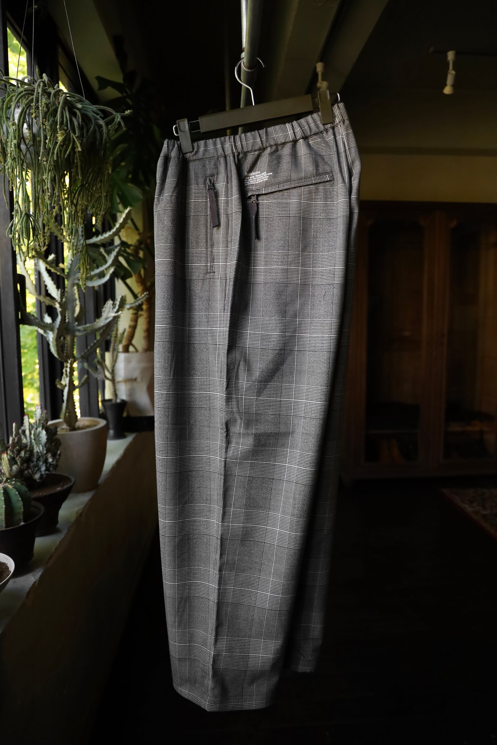 フレッシュサービス TECH WOOL TRACK PANTS(FSC244-40172)GRAY CHECK☆再入荷しました！