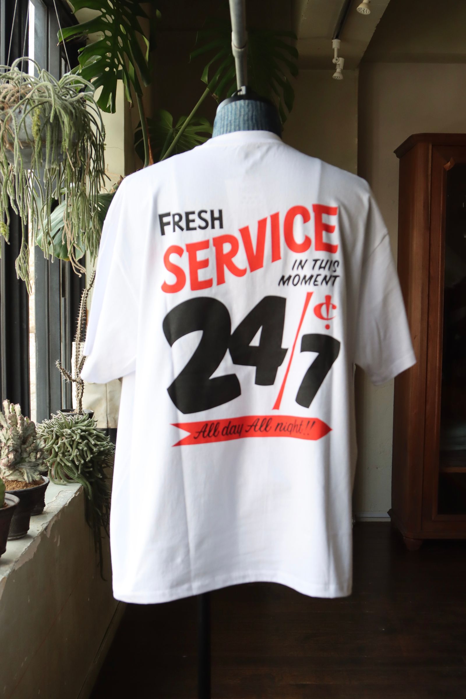 FreshService - フレッシュサービス CORPORATE PRINTED S/S TEE 