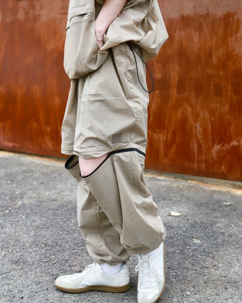 S.F.C 23SS HALF ZIP NYLON SHIRT"BEIGE"スタイル