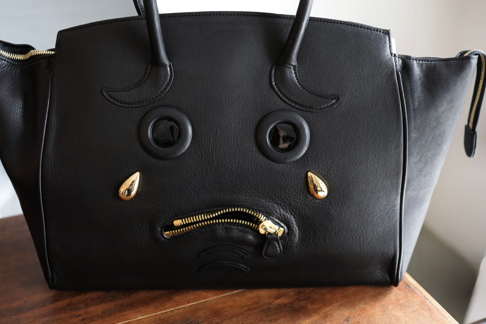 doublet ダブレット26AW PLEADING EMOJI LEATHER BAG (26AW73BG87)BLACK☆7月11日(土)発売！