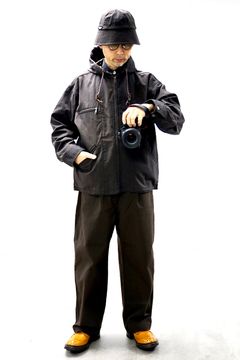 COMME des GARCONS HOMME コムデギャルソンオム26SS ナイロンオックス製品染フーデッドパーカ"BROWN"スタイル