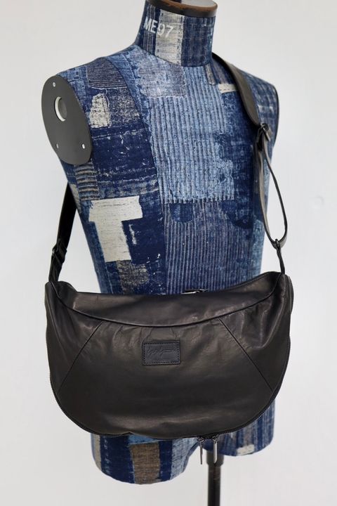 Yohji Yamamoto ハーフムーンショルダーバッグ(HK-I06-761)BLACK☆新作発売！