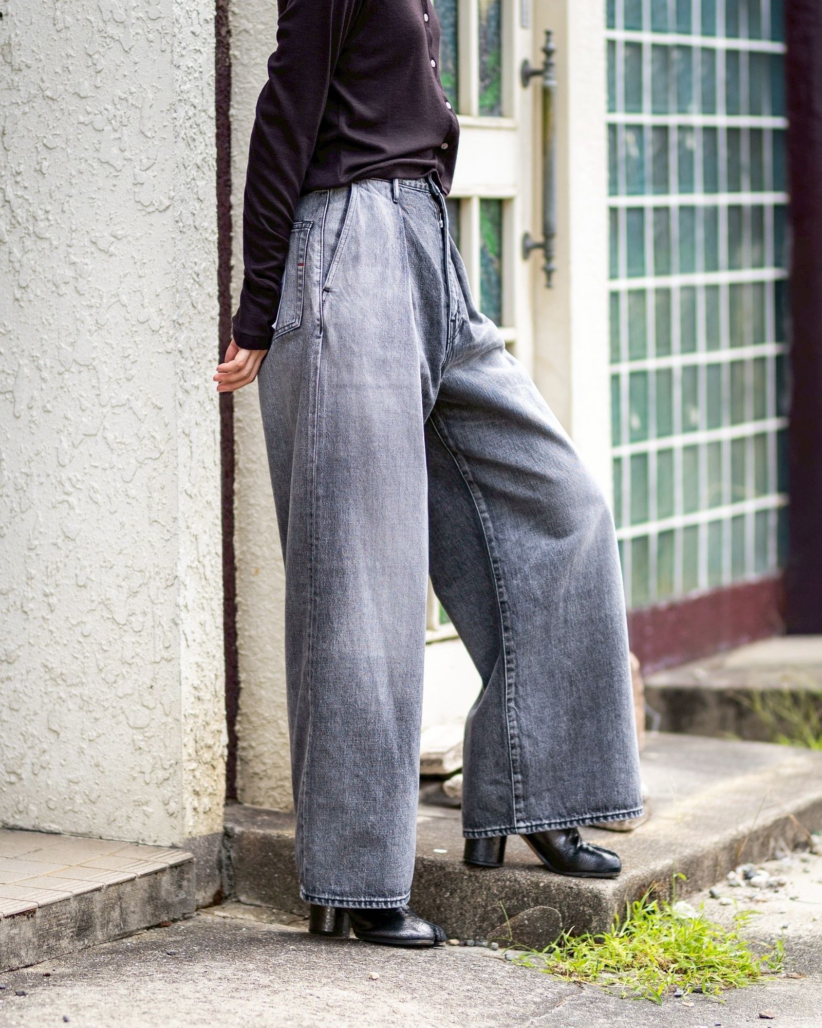 Graphpaper 25AW Women's Selvage Denim Two Tuck Wide Pants(GL253-40062LB)BLACK_LIGHT FADE