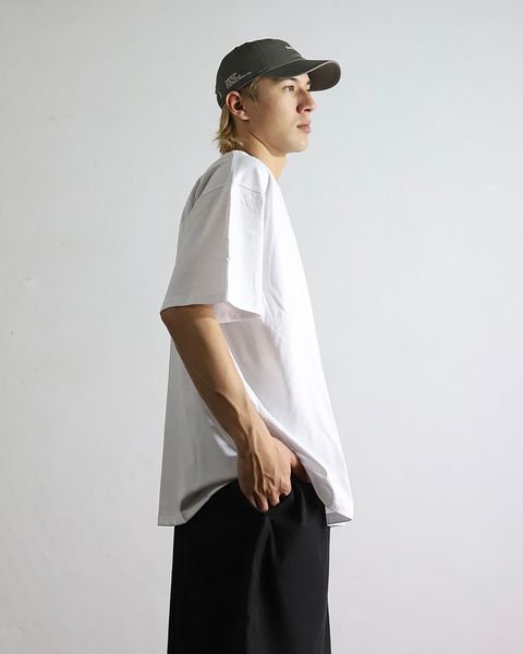 FreshService CORPORATE PRINTED S/S TEE(BLACK)style 2024.4.26