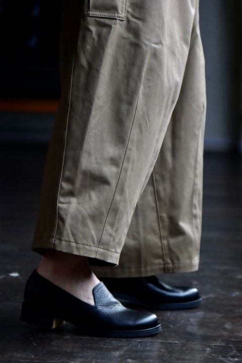 is-ness バルーンカーゴパンツ BALLOON CARGO EZ PANTSスタイル