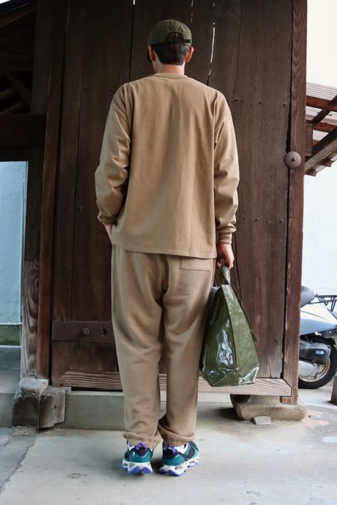FreshService フレッシュサービス 23AW VIBTEX for FreshService “L/S CREW NECK TEE”スタイル