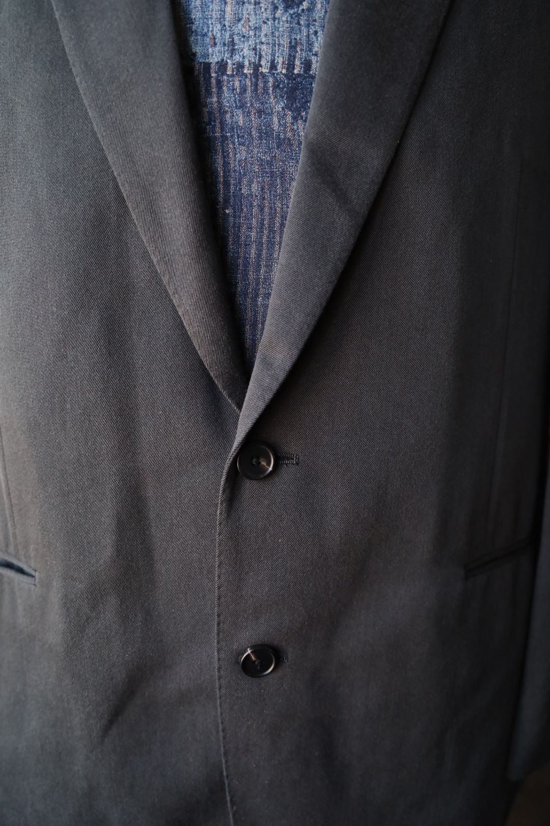 アプレッセ 2025 STYLE2  Washed Silk Jacket(25AAP-01-35)CHARCOAL