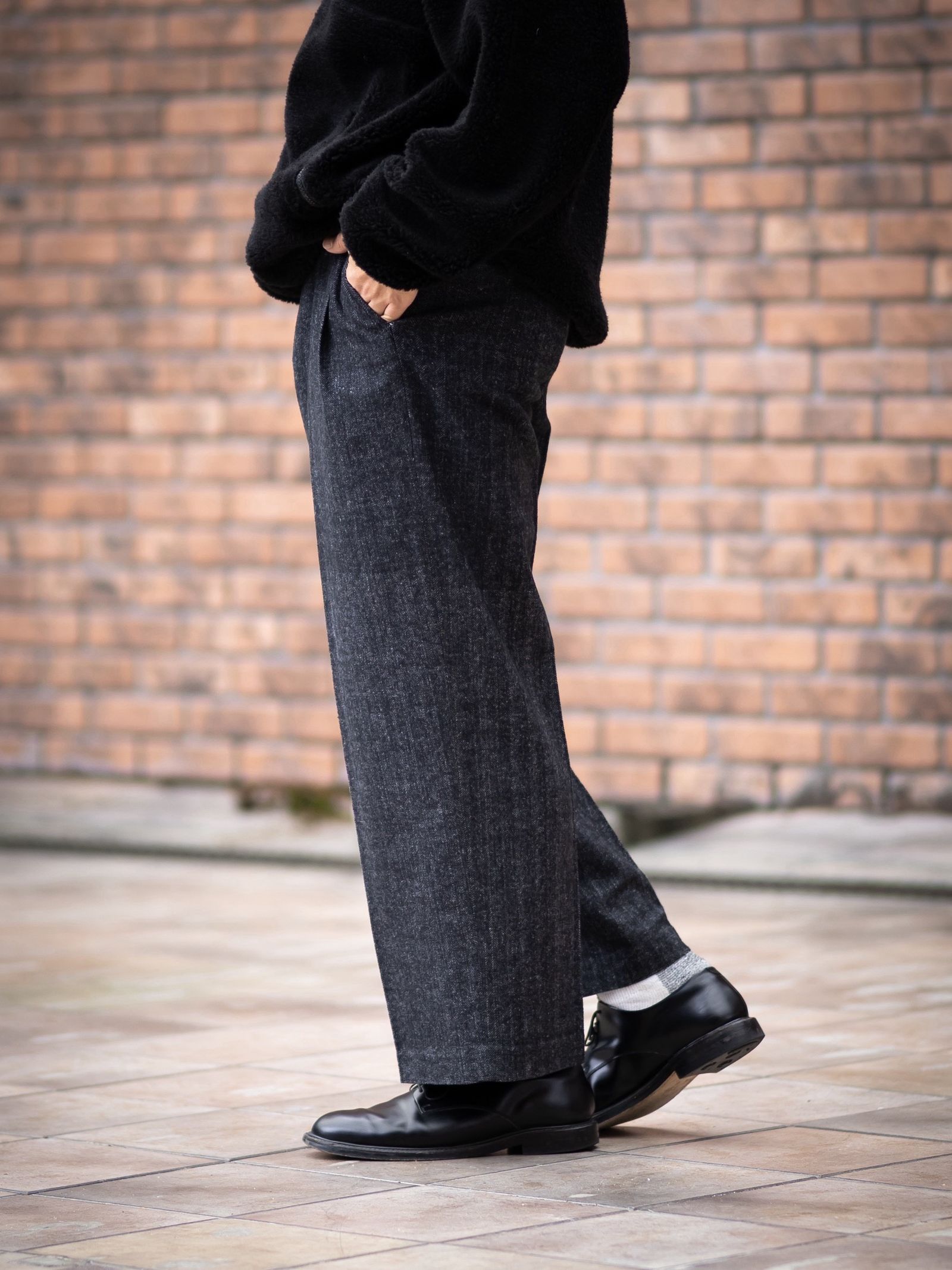 マーカ 26AW SINGLE PLEAT WIDE TROUSERS(M26C19PT01C)HERRINGBONE☆新作発売！