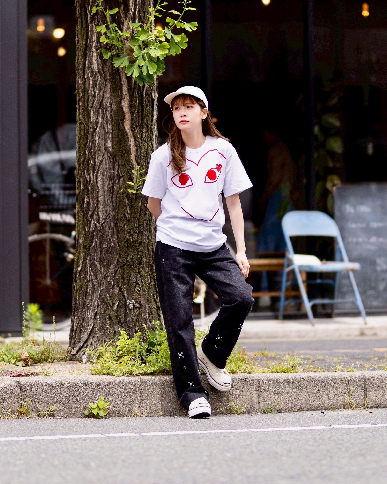 PLAYプレイコムデギャルソン RED EMBLEM Tシャツ(WHITE/RED)