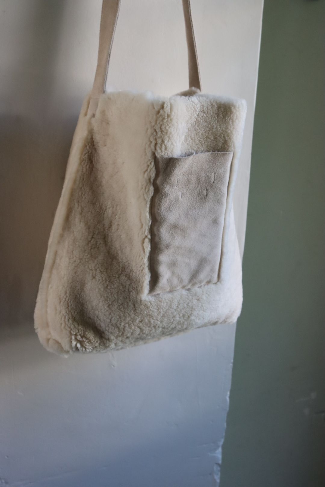 ヨーク22AW REVERSIBLE MOUTON BAG(YK22AW0400A)BEIGE※10月1日(土)発売
