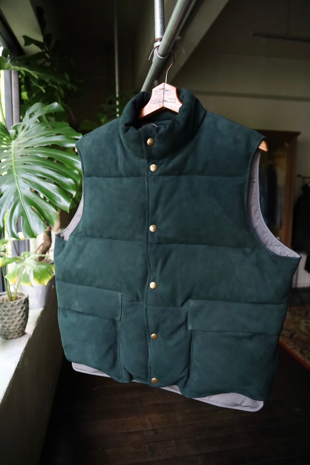 A.PRESSE - アプレッセ Suede Down Vest(24AAP- 01-06H)GREEN