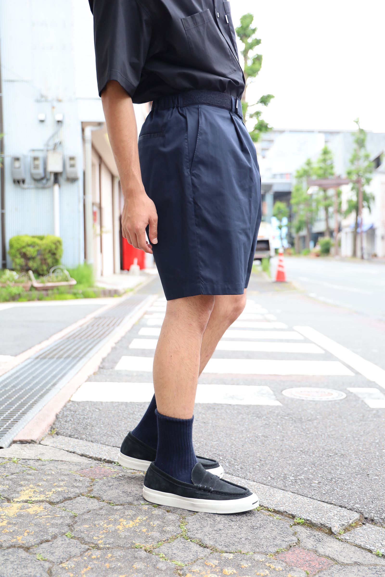 グラフペーパー Solotex Twill Wide Chef Shorts(GM252-40006B)NAVY