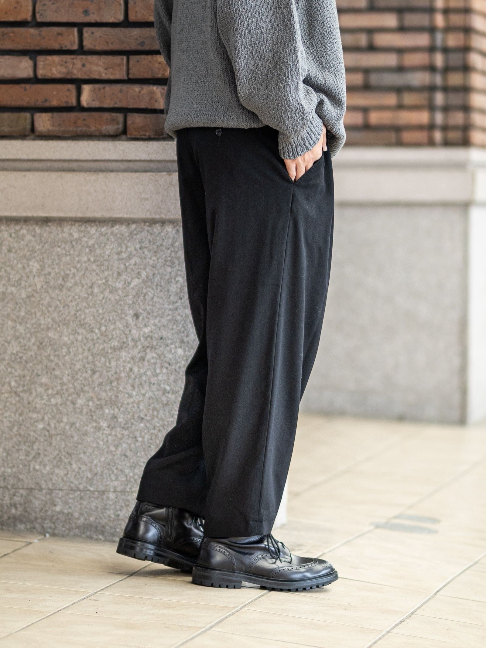 グラフペーパー Fulled Wool Twill Wide Easy Pants(GM263-40412)BLACK☆9月12日(土)発売！