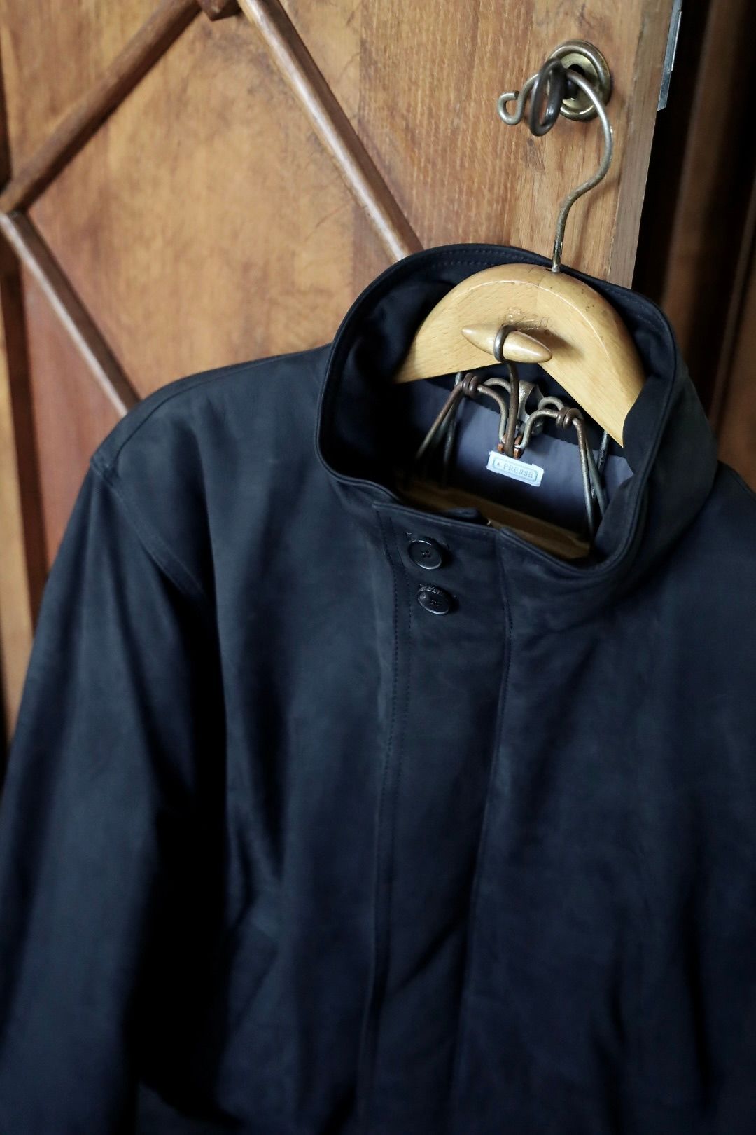 A.PRESSE Nubuck Leather Down Jacketスタイル