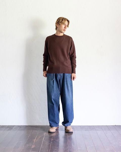 YOKE PAINTED ELBOW PATCH SWEATER(BROWN)スタイル 8月24日(土)新作発売！