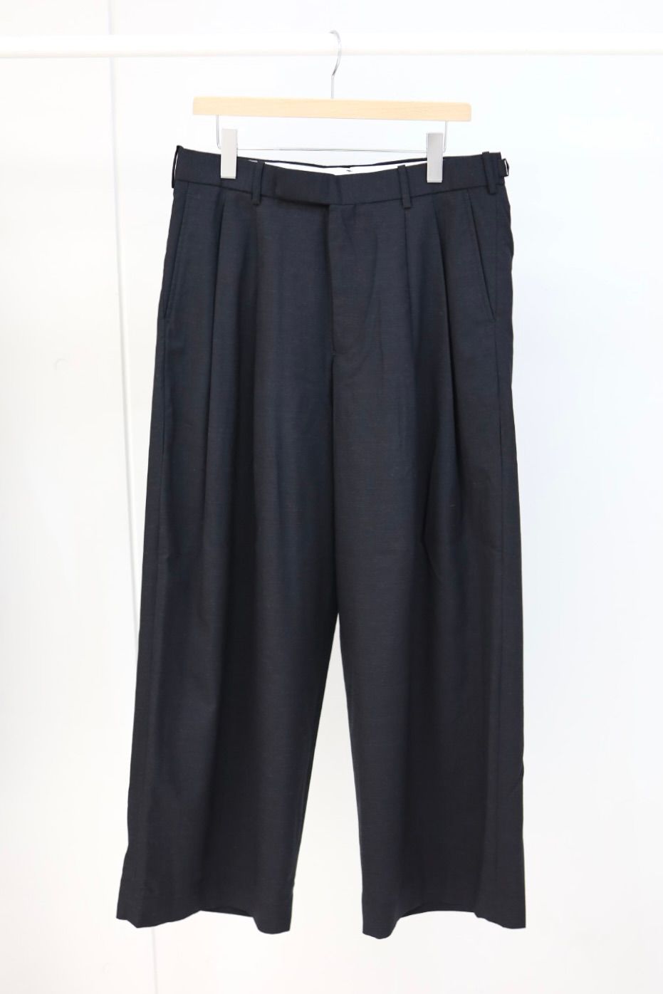 marka 26SS TWO TUCK BAGGY TROUSERS(M26A11PT02C)CHAMBRAY BLACK☆新作発売！