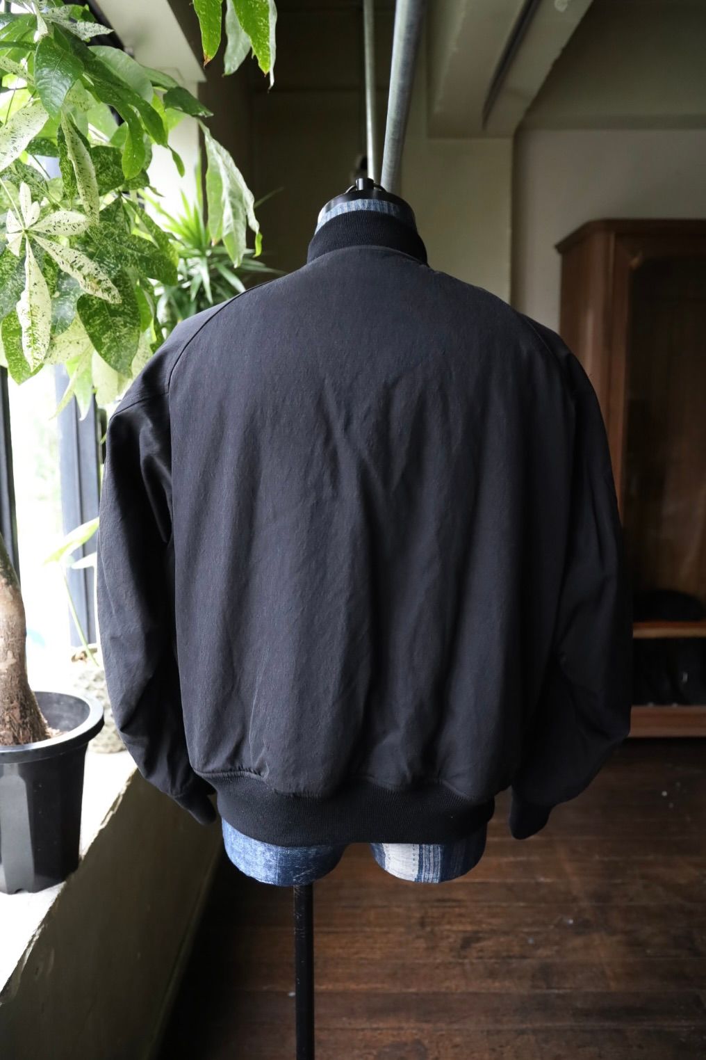 アプレッセ 2025 STYLE2 Silk Padding Jacket(25AAP-01-29)BLACK☆9月27日(土)発売！