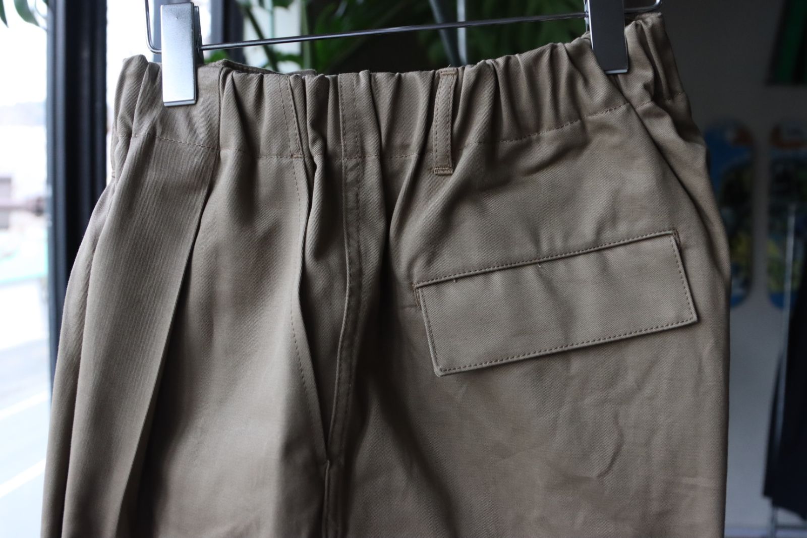 イズネス23SSショーツ BALLOON EZ CARGO SHORTS(1005SSPT04)BEIGE☆3月10日発売！