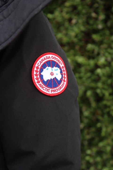 CANADA GOOSE 22FW 新作Charlotte Parka style.2022.12.9