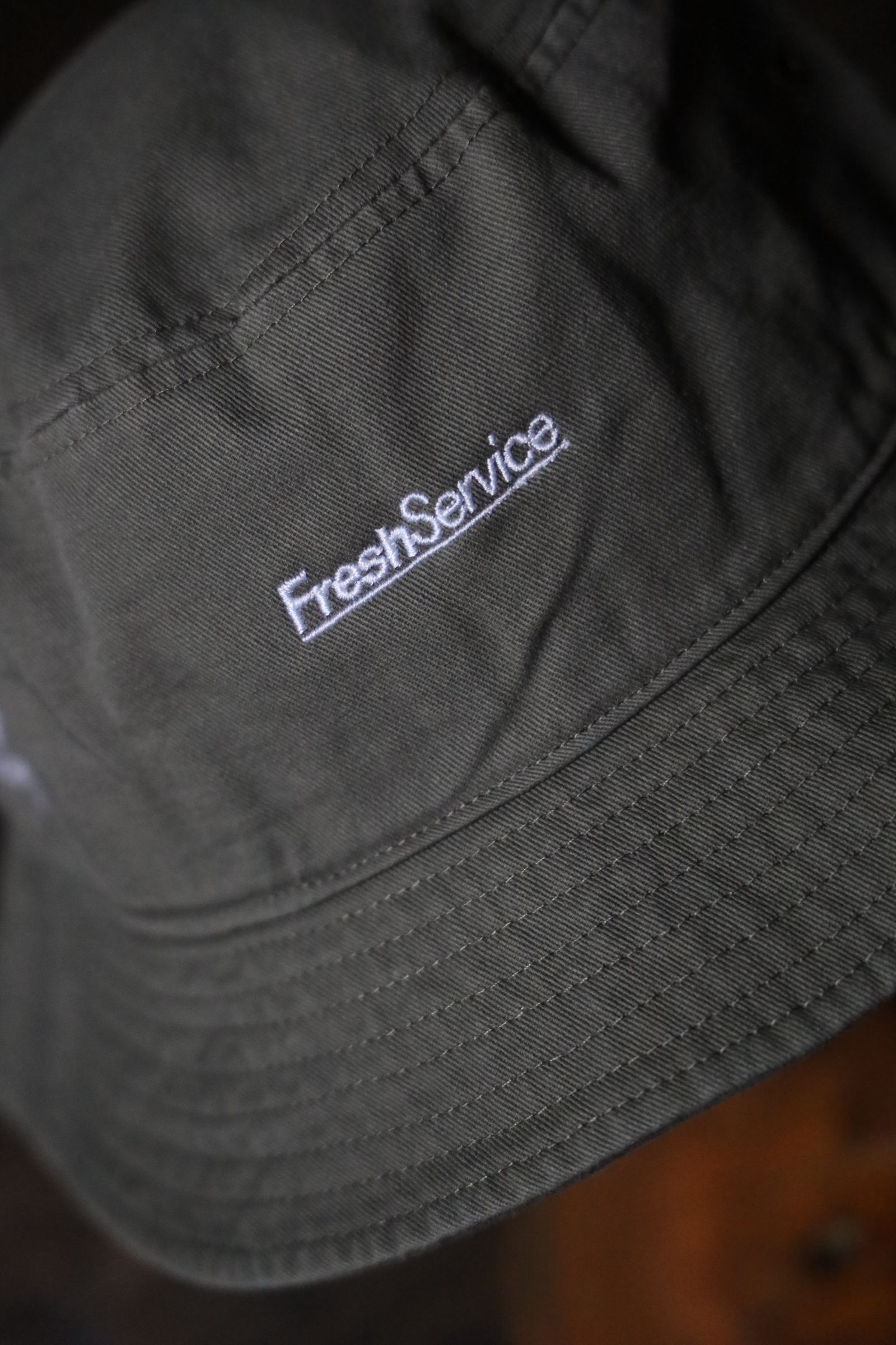 フレッシュサービス ハットCORPORATE BUCKET HAT(KHAKI)☆再入荷！